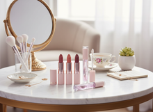 Lade das Bild in den Galerie-Viewer, DOLL 10 BEAUTY Peptide Plump Lippenstift 3x3,7g & HydraPlump Lipgloss 3,7ml